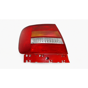 Achterlicht voor Audi A4 B5 1999-2000